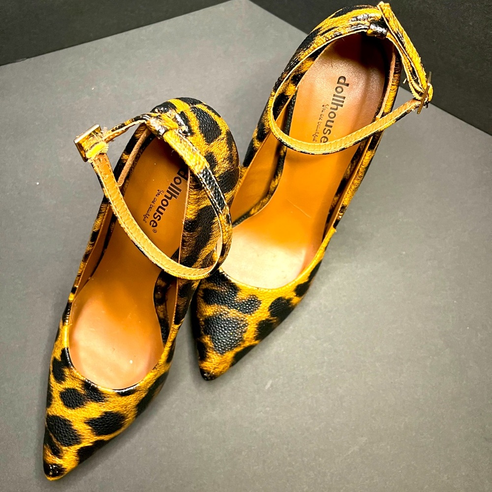 Leopard Pointy Toe